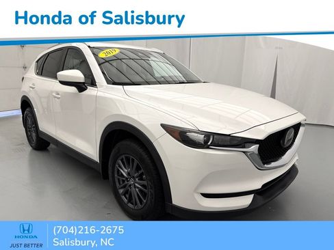Used 2019 MAZDA CX-5 Touring FWD image 1