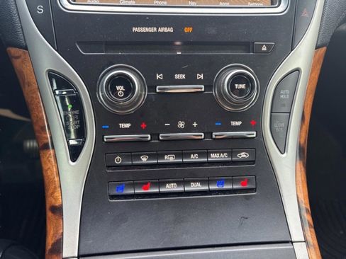 Used 2016 Lincoln MKX Reserve w/ Technology Package image 19