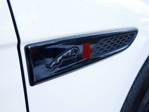 Used 2022 Jaguar F-PACE S image 20