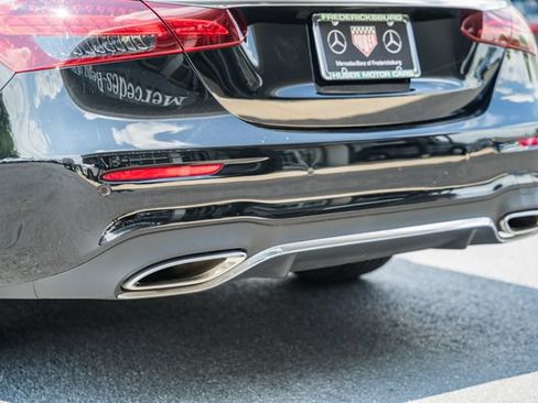 Used 2023 Mercedes-Benz E 350 4MATIC Sedan image 9
