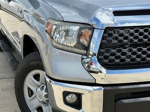 Used 2020 Toyota Tundra SR5 RWD image 3