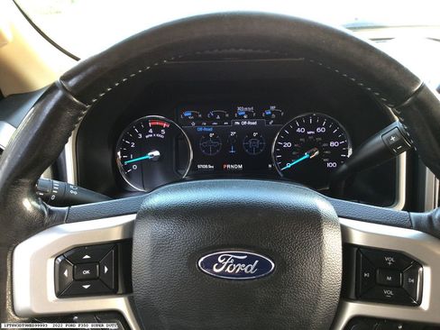 Used 2022 Ford F350 Lariat w/ Lariat Value Package AWD/4WD image 13