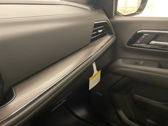 New 2026 Chevrolet Tahoe Z71 w/ Z71 Off-Road Package AWD/4WD image 27