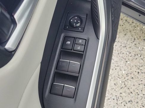 Used 2023 Toyota RAV4 XLE w/ Convenience Package FWD image 23