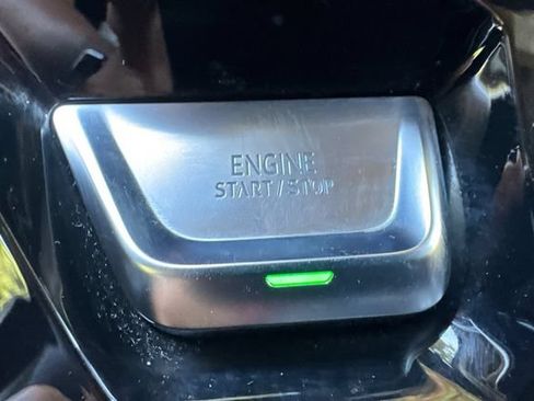 Used 2022 GMC Sierra 1500 Denali w/ Denali Reserve Package AWD/4WD image 35