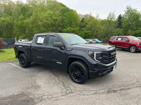 Used 2022 GMC Sierra 1500 Elevation AWD/4WD image 8