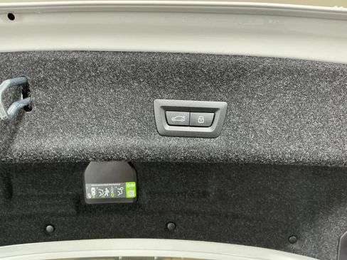 New 2026 BMW 330i Sedan w/ Premium Package RWD image 30