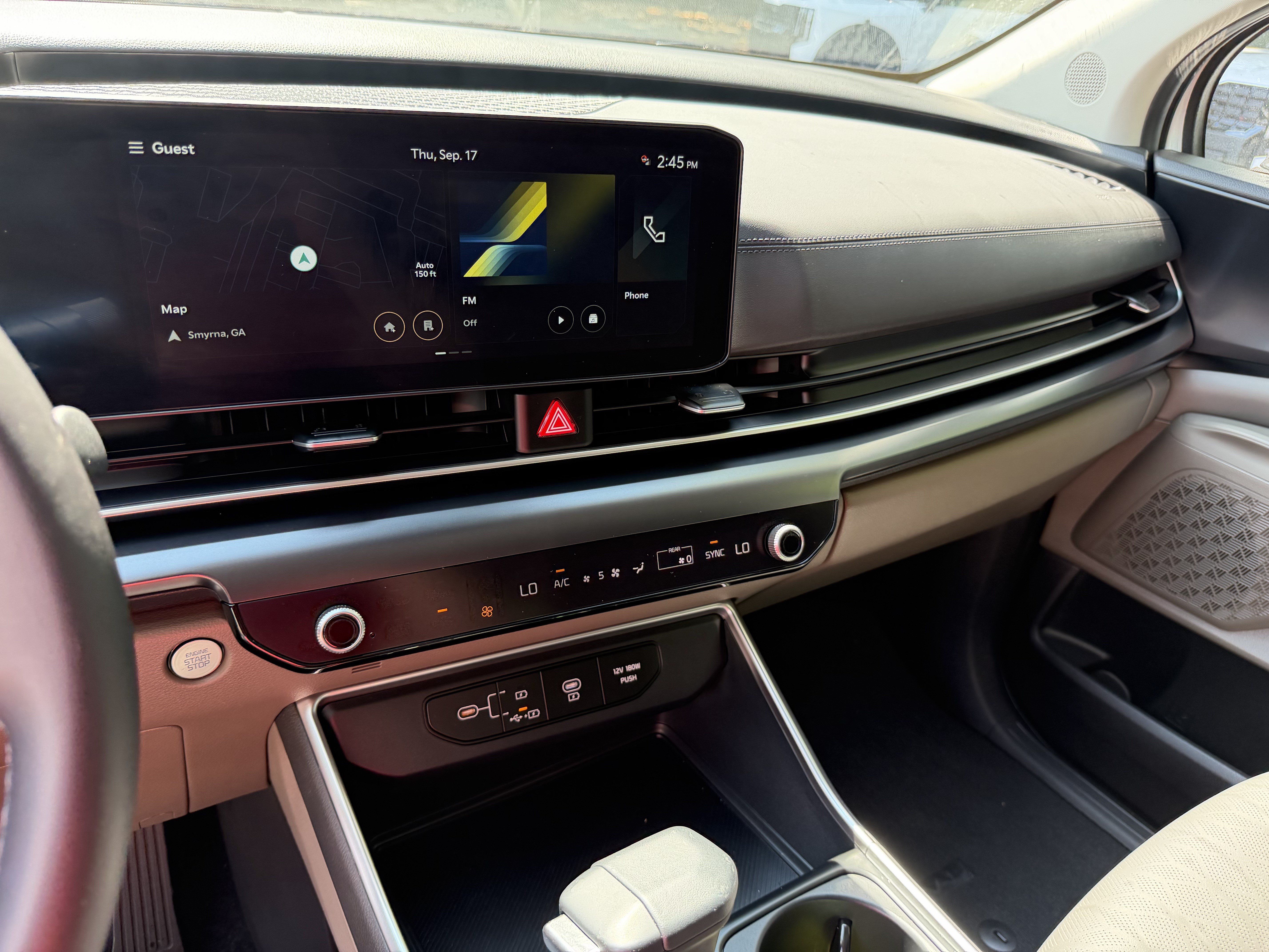 Certified 2026 Kia Carnival FWD image 26
