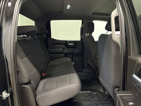Used 2020 Chevrolet Silverado 1500 Custom w/ Custom Value Package AWD/4WD image 31