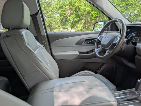 Used 2019 Chevrolet Traverse Premier w/ LPO, Floor Liner Package AWD/4WD image 10