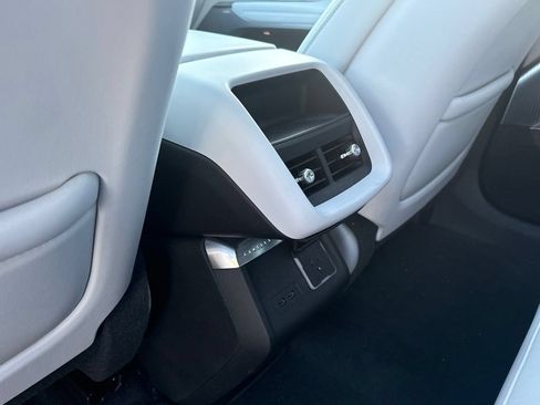 Used 2024 Cadillac Lyriq Sport AWD/4WD image 19