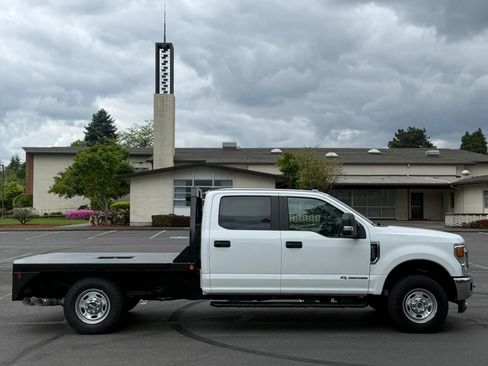 Used 2022 Ford F250 XL w/ Power Equipment Group AWD/4WD image 7