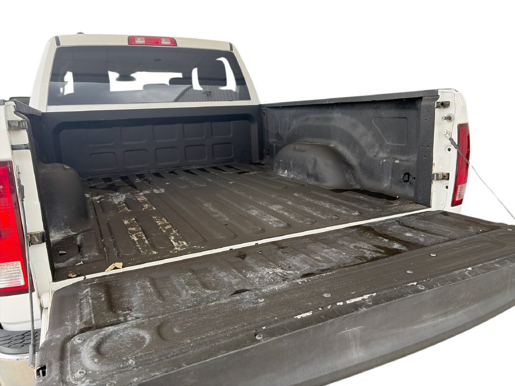 Used 2020 RAM 1500 Classic SLT RWD image 27