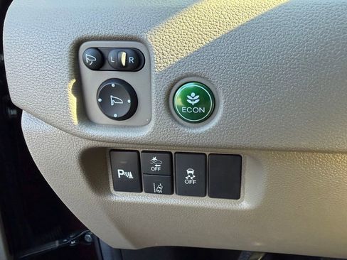 Used 2022 Honda Pilot Elite image 37