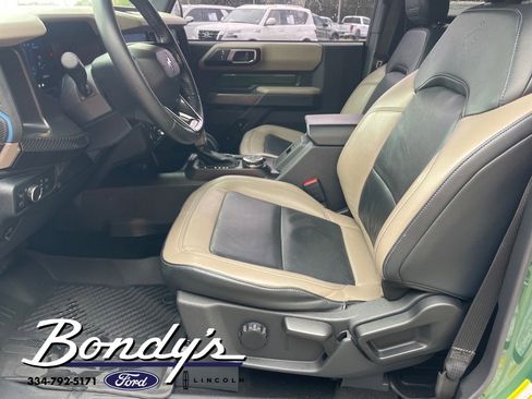 Used 2022 Ford Bronco Wildtrak image 13