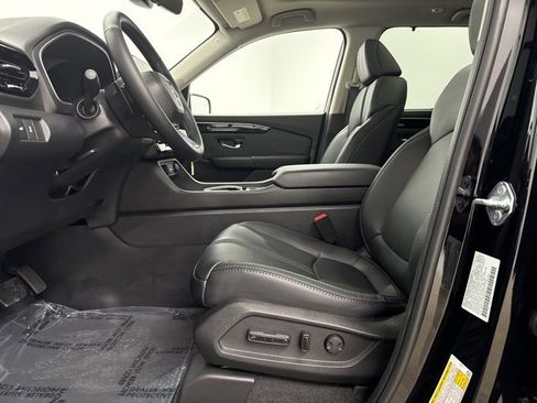 New 2025 Honda Pilot Touring image 15