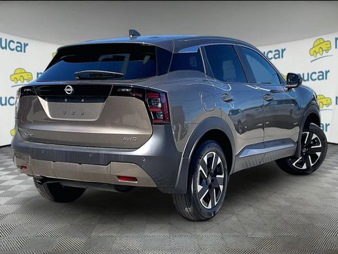 Certified 2025 Nissan Kicks SV AWD/4WD image 6