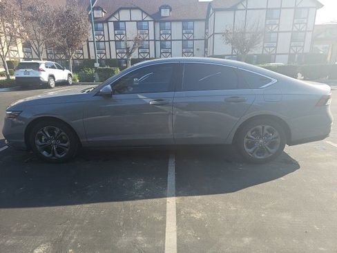 Used 2024 Honda Accord EX-L image 5