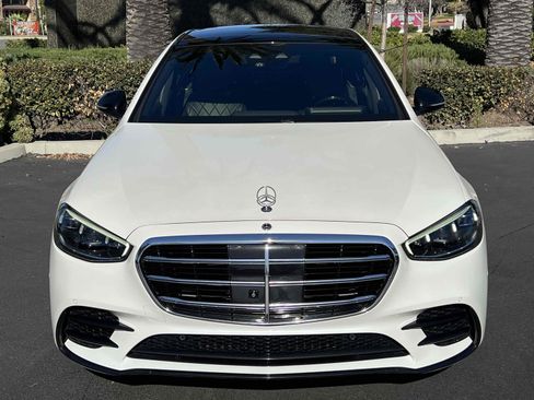 Used 2021 Mercedes-Benz S 580 4MATIC Sedan w/ AMG Line image 19