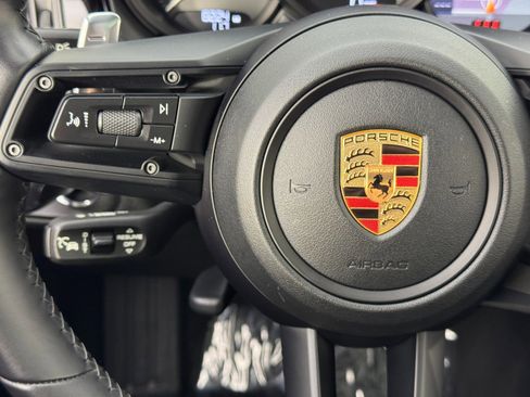 Used 2024 Porsche Macan Turbo image 22