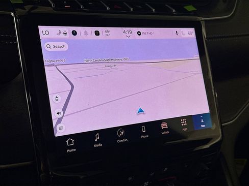 New 2025 Jeep Grand Cherokee Limited w/ Luxury Tech Group II image 15