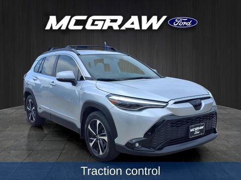 Used 2024 Toyota Corolla Cross AWD Hybrid w/ Convenience Package image 5