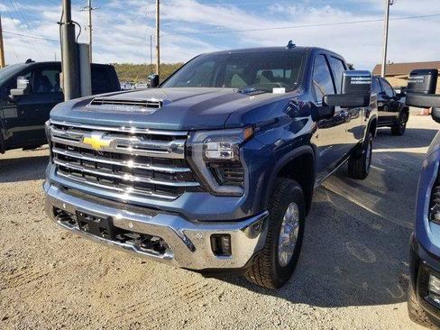 New 2026 Chevrolet Silverado 2500 LTZ w/ LTZ Convenience Package image 2