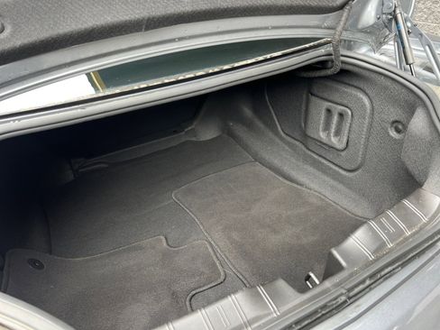 Used 2021 Chevrolet Camaro LT image 19