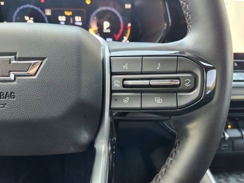 Used 2023 Chevrolet Colorado ZR2 w/ ZR2 Convenience Package III image 30