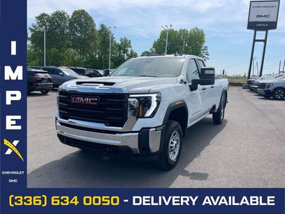 Used 2024 GMC Sierra 2500 Pro w/ Convenience Package