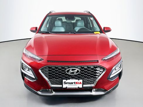 Used 2021 Hyundai Kona Limited FWD image 2