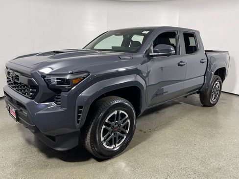 New 2026 Toyota Tacoma TRD Sport image 7