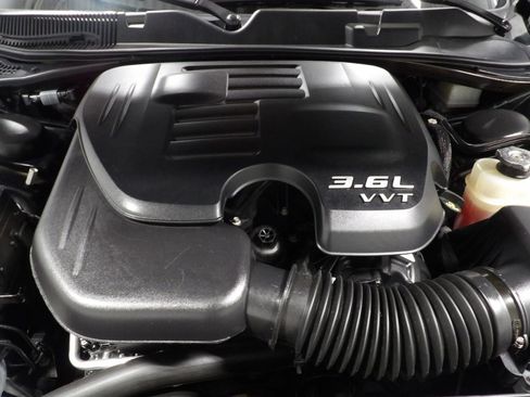 Used 2023 Dodge Challenger SXT image 22