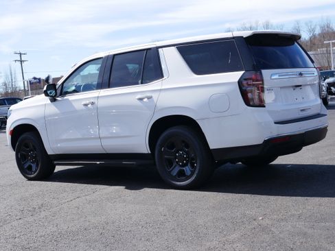 New 2024 Chevrolet Tahoe 4WD w/ Remote Keyless Entry Package image 4
