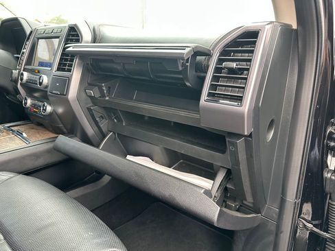 Used 2021 Ford Expedition Max Platinum image 41