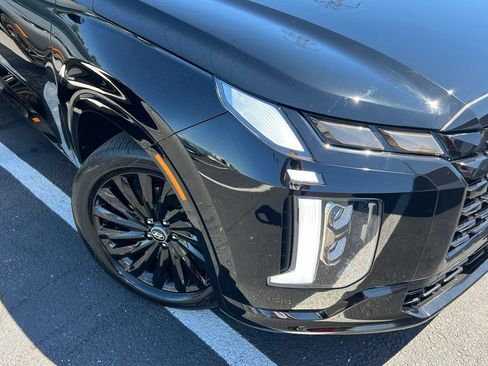Certified 2025 Hyundai Palisade Calligraphy AWD/4WD image 2