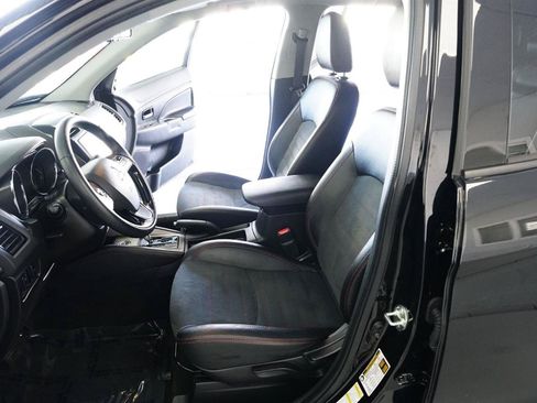 Used 2024 Mitsubishi Outlander Sport SE AWD/4WD image 12