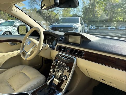 Used 2015 Volvo XC70 T6 Platinum image 29