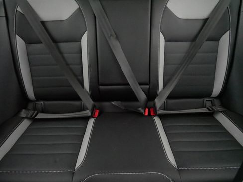 Used 2023 Volkswagen Taos SEL image 13