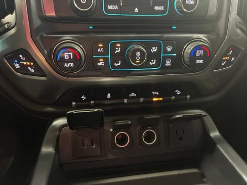 Used 2017 Chevrolet Silverado 1500 LTZ Z71 w/ LTZ Plus Package AWD/4WD image 25