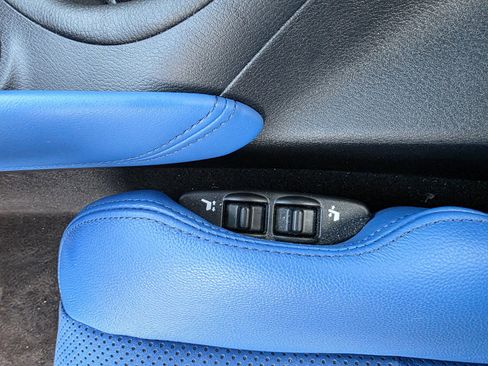 Used 2024 Nissan Z Performance w/ Floor Mat Package image 12