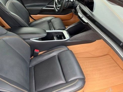 Used 2023 Lucid Air Touring AWD/4WD image 34