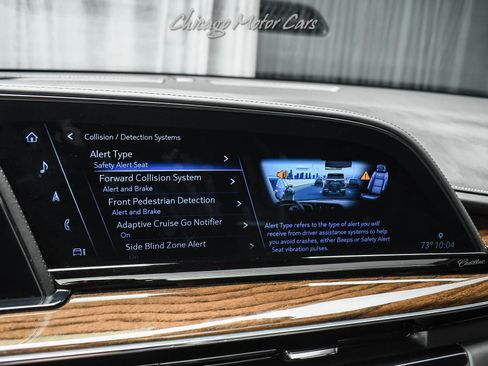 Used 2021 Cadillac Escalade Sport Platinum w/ LPO, ONYX Package AWD/4WD image 16