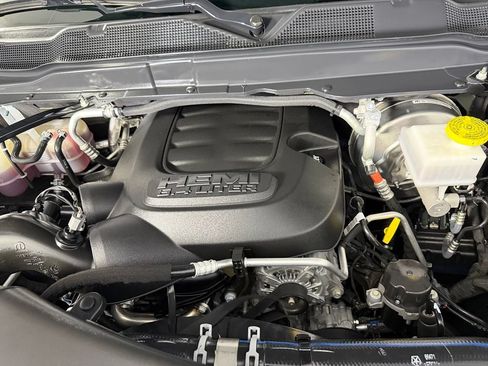 Certified 2026 RAM 2500 Big Horn AWD/4WD image 32