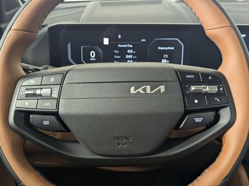 New 2026 Kia Sportage X-Line AWD/4WD image 16