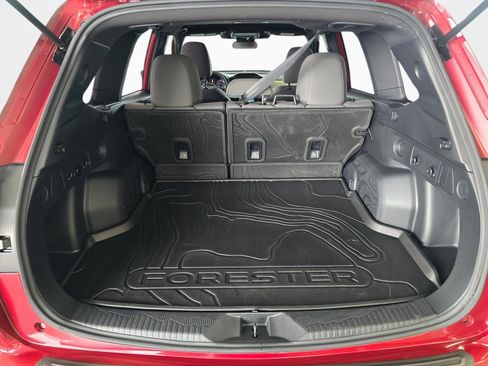 Used 2025 Subaru Forester AWD/4WD image 15