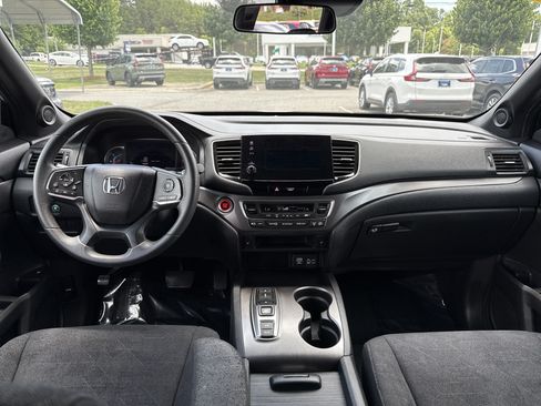 Used 2022 Honda Pilot Sport image 28
