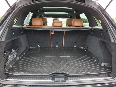 Used 2020 Mercedes-Benz GLC 300 4MATIC image 30