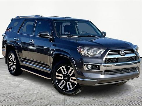 Used 2022 Toyota 4Runner Limited image 11