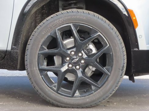 New 2026 Chevrolet Traverse RS w/ LPO, Floor Liner Package image 17